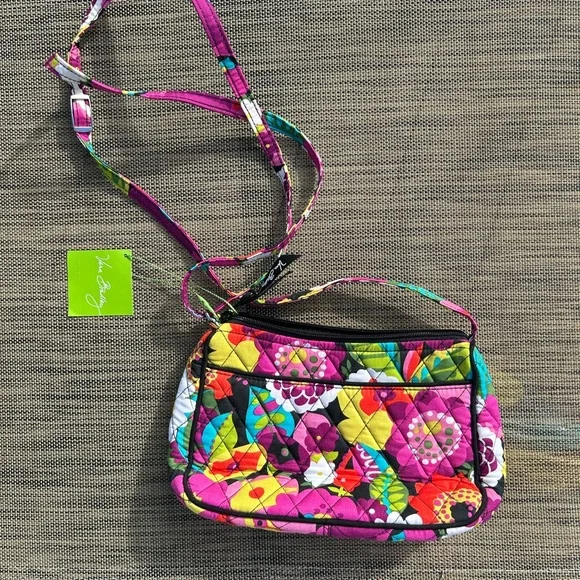 Vera Bradley multicolored crossbody bag with adjustable strap - Picture 4 of 5